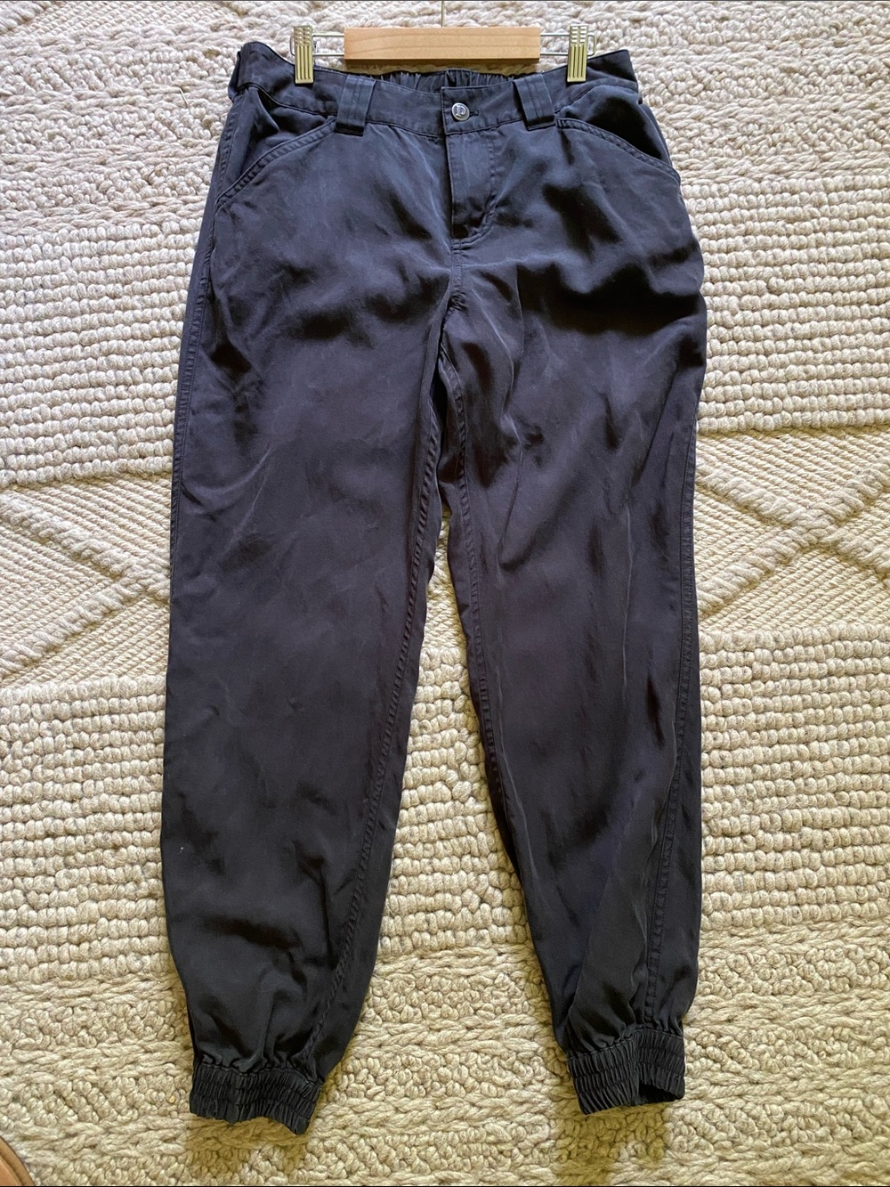 Patagonia Black Women's Jogger Pants with Elastic Cuffs